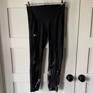 Under Armour Black Leggings with White Accents Size Small